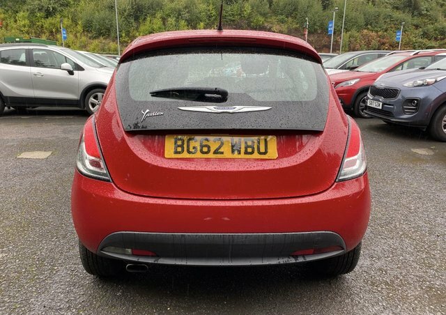 Chrysler Ypsilon 1.2 Se Hatchback Euro 5 S S 6 Red #6