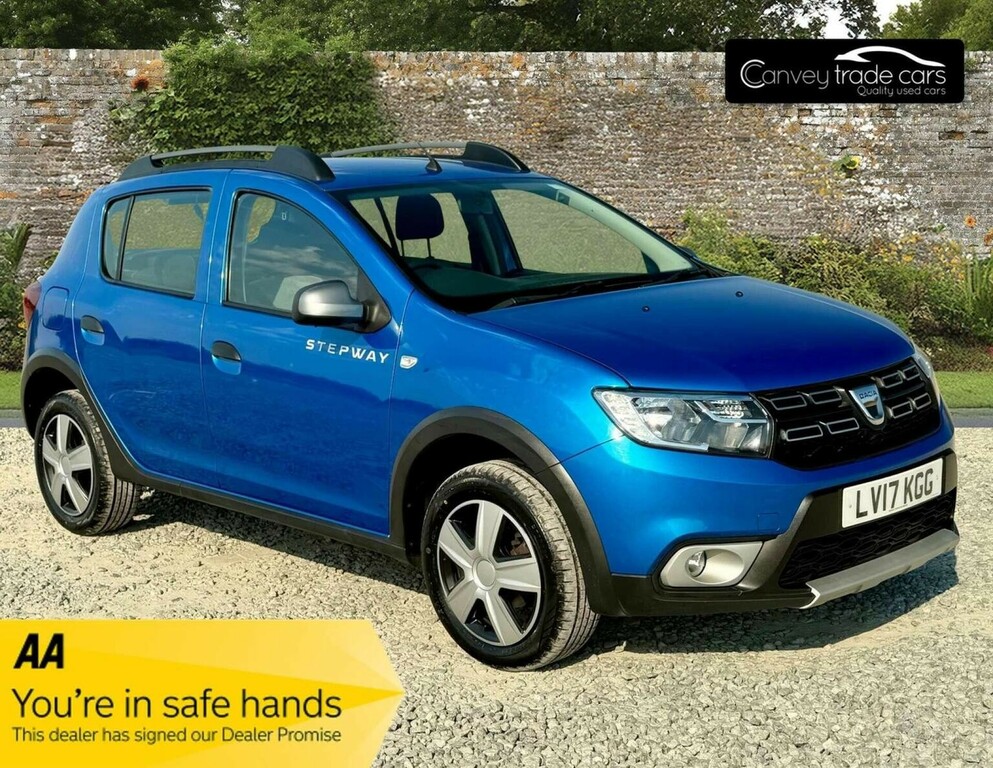 Dacia Sandero Stepway Hatchback 0.9 Tce Laureate Euro 6 Ss 2017 Blue