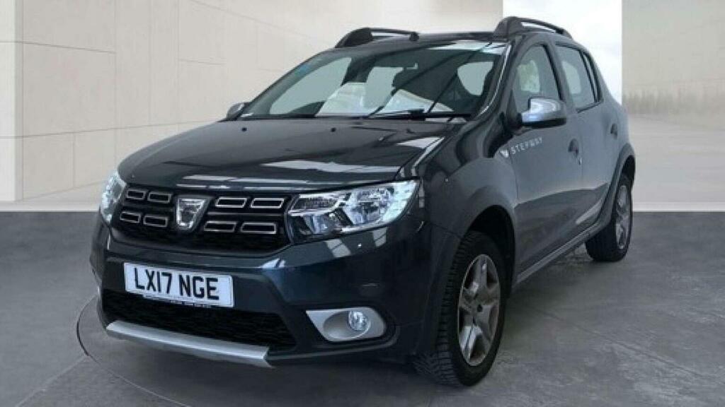 Dacia Sandero Stepway Hatchback 0.9 Tce Laureate Euro 6 Ss 2017 LX17NGE Grey #3