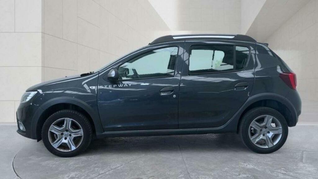 Dacia Sandero Stepway Hatchback 0.9 Tce Laureate Euro 6 Ss 2017 LX17NGE Grey #4
