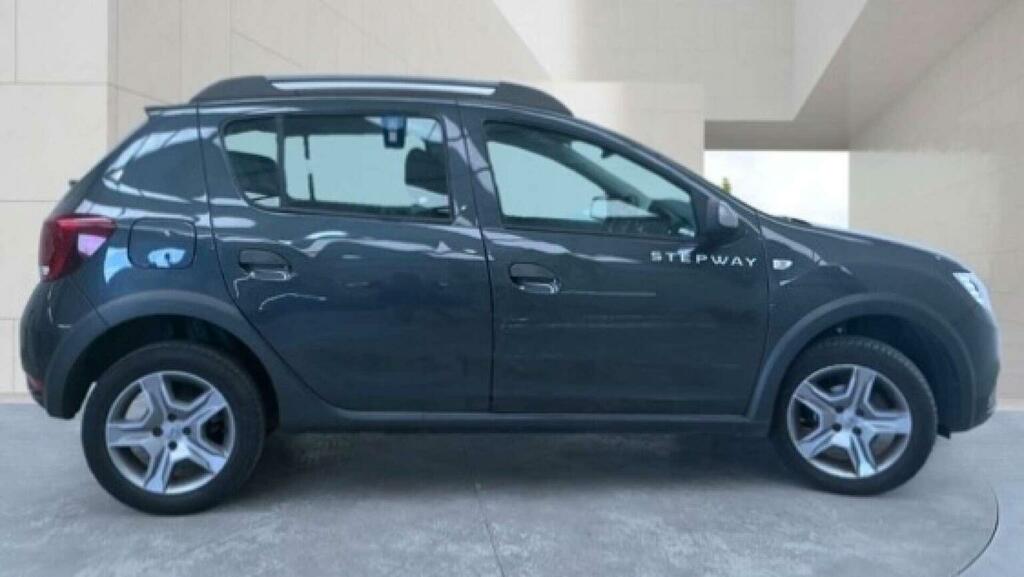 Dacia Sandero Stepway Hatchback 0.9 Tce Laureate Euro 6 Ss 2017 LX17NGE Grey #5