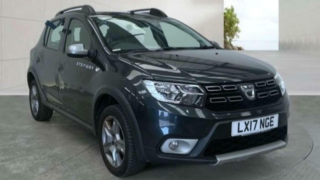Dacia Sandero Stepway Hatchback 0.9 Tce Laureate Euro 6 Ss 2017 Grey