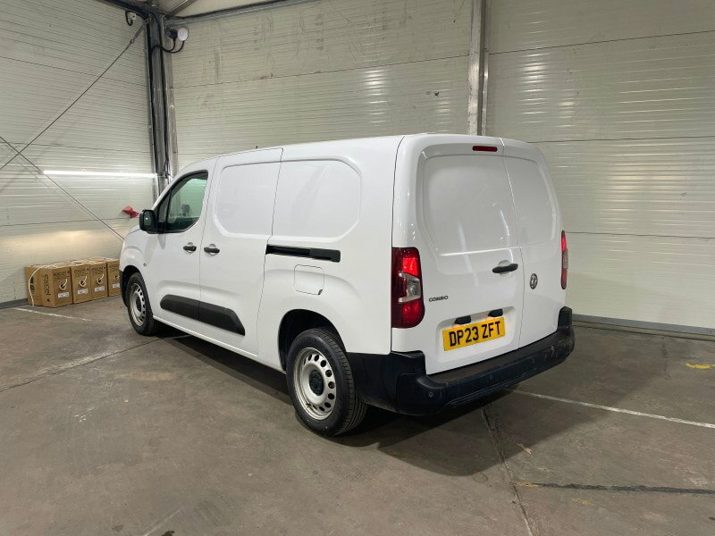 Vauxhall Combo 1.5 Turbo D 2300 Prime Panel Van 6Dr White #3