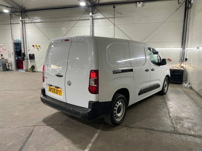 Vauxhall Combo 1.5 Turbo D 2300 Prime Panel Van 6Dr White #4
