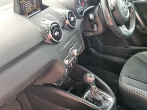 Audi A1 Hatchback White #23