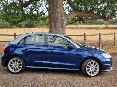 Audi A1 Sportback Tfsi S Blue #3