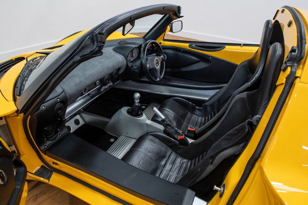 Lotus Elise 111S Touring Red #19