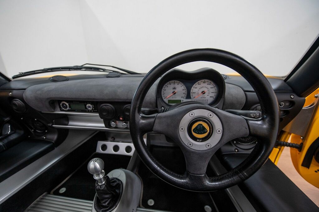 Lotus Elise 111S Touring Red #15