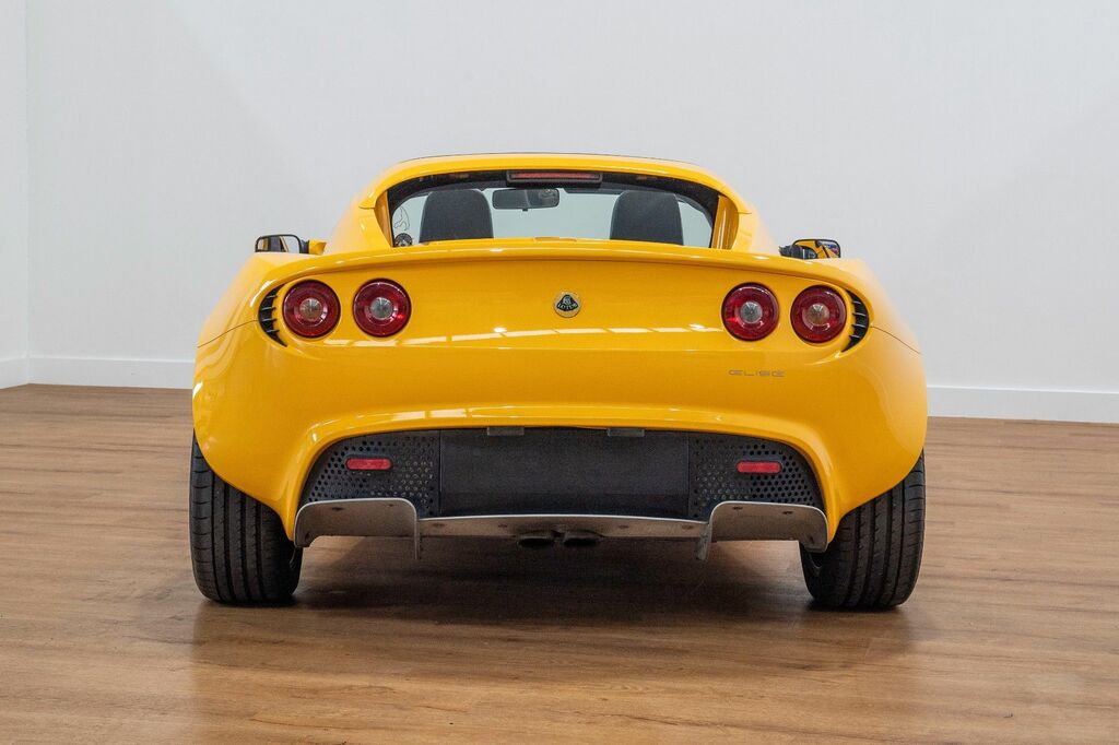 Lotus Elise 111S Touring Red #9
