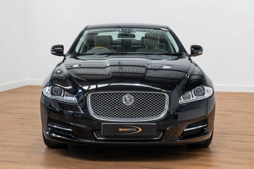 Jaguar XJ Saloon Black #3