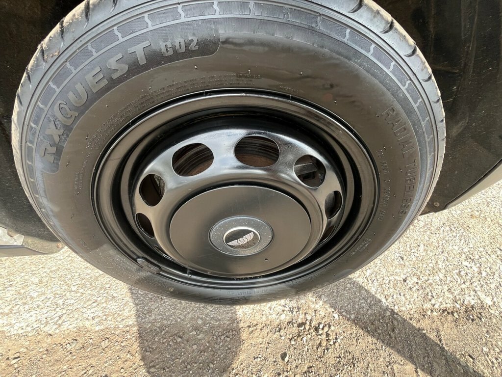 LEVC VN5 Mpv Silver #5