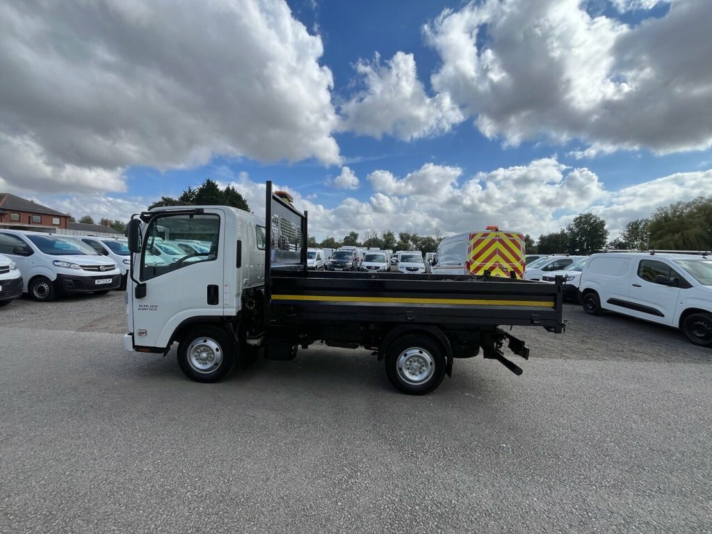 Isuzu 1.9L Null LT73ECX White #2