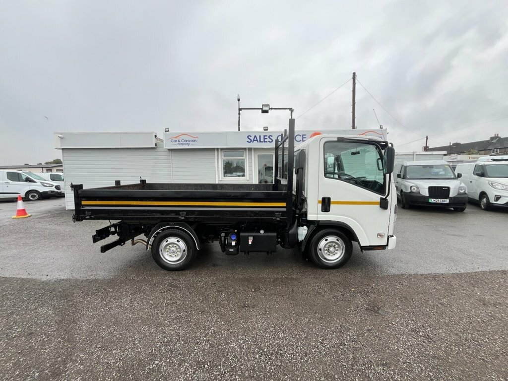Isuzu Diesel LM23YKS White