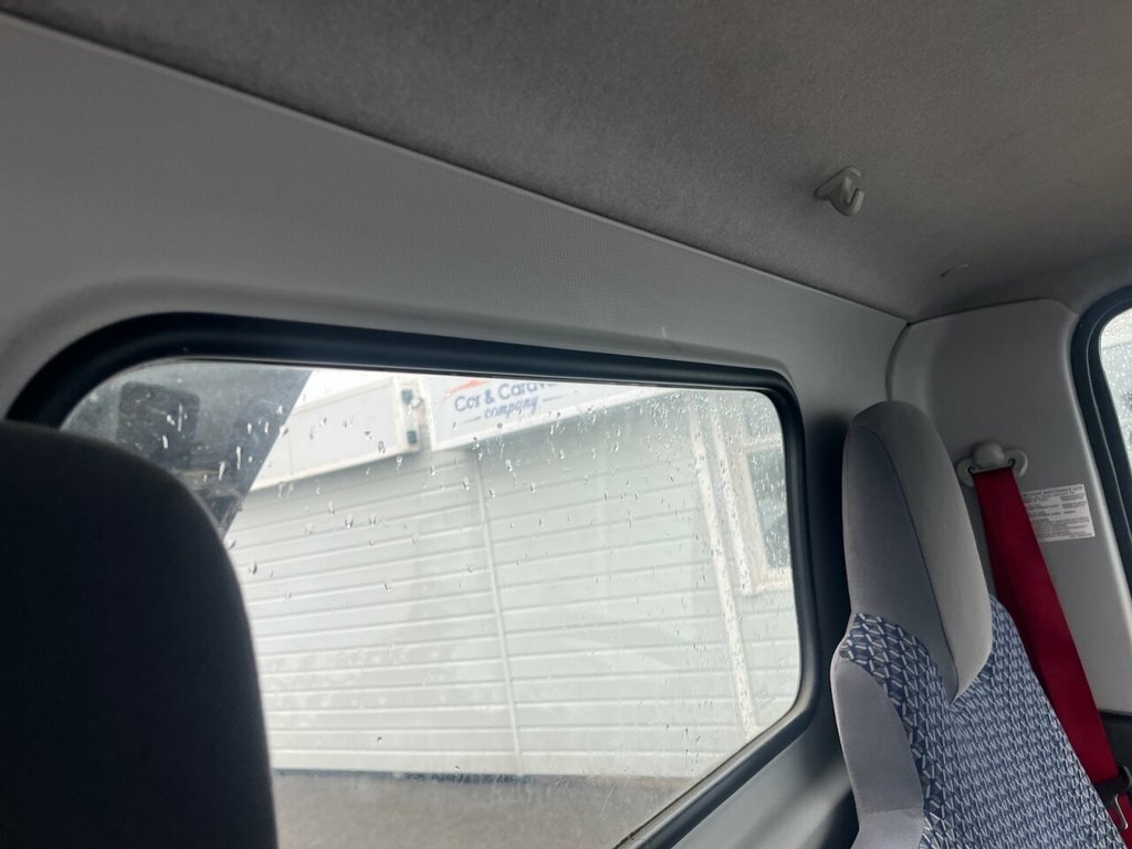 Isuzu Diesel LO23JVX White #4