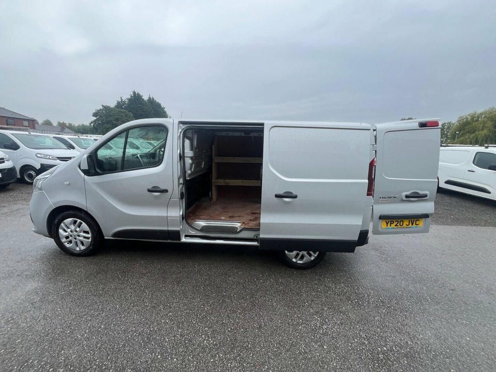 Renault Trafic Panel Van Grey #8
