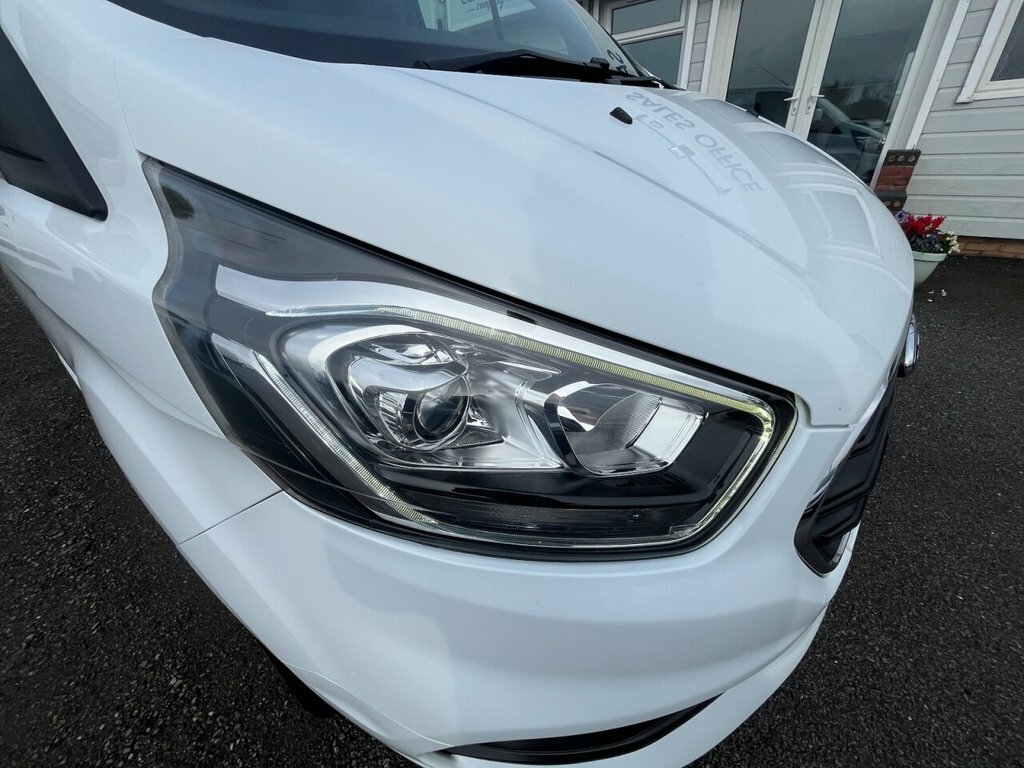 Ford Transit Custom 2L Limited White #5