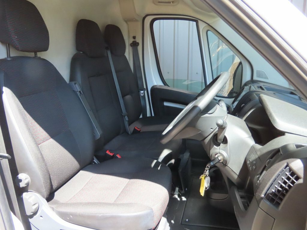 Citroen Relay 2.2L Enterprise Edition White #6