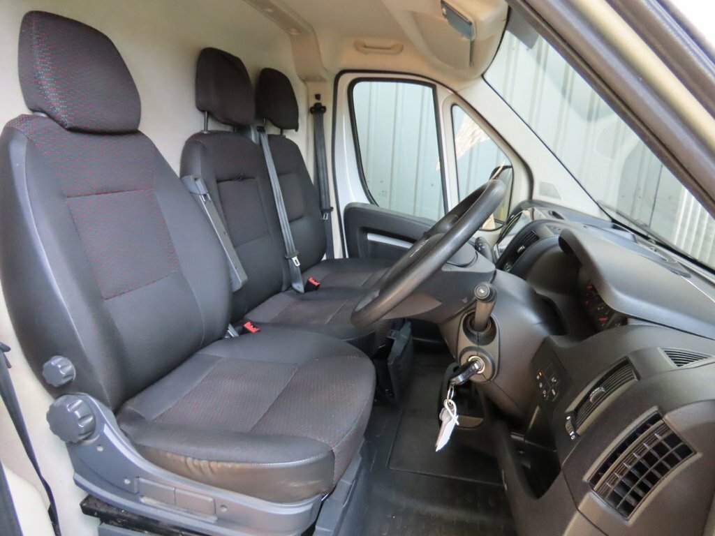 Citroen Relay 2.2L Enterprise Edition White #6