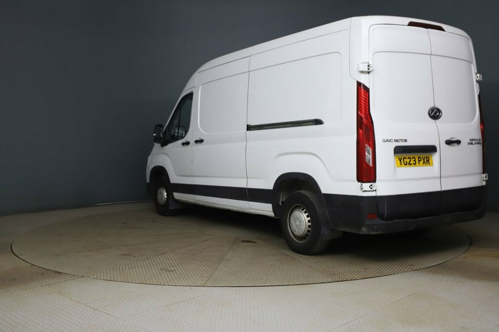 Maxus Deliver 9 2L Null YG23PXR White #4