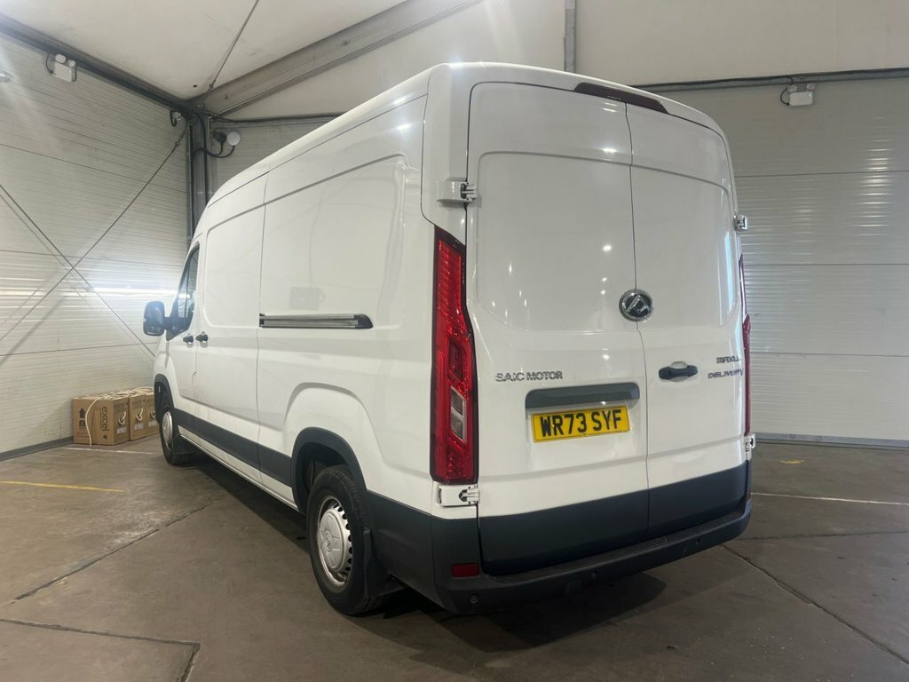 Maxus Deliver 9 2L Null White #3