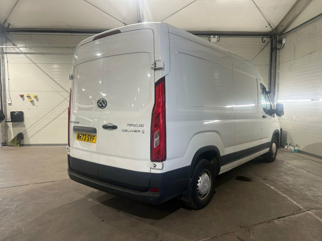 Maxus Deliver 9 2L Null White #4