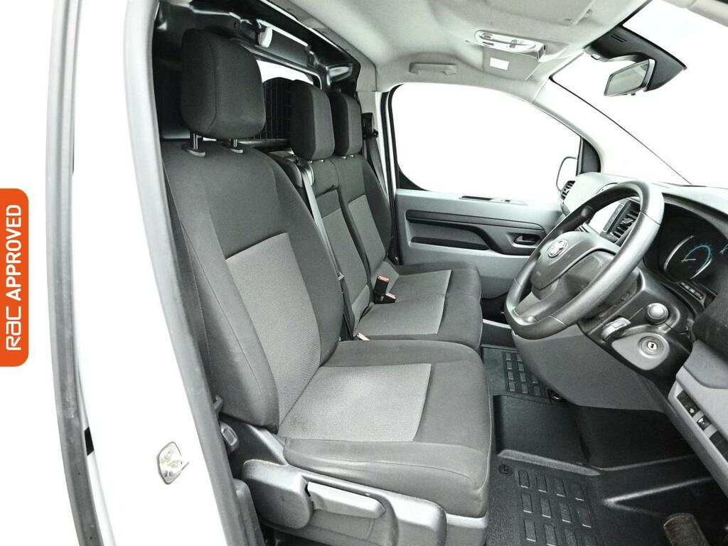 Toyota PROACE 75Kwh Icon Medium Panel Van 6Dr Mwb White #2