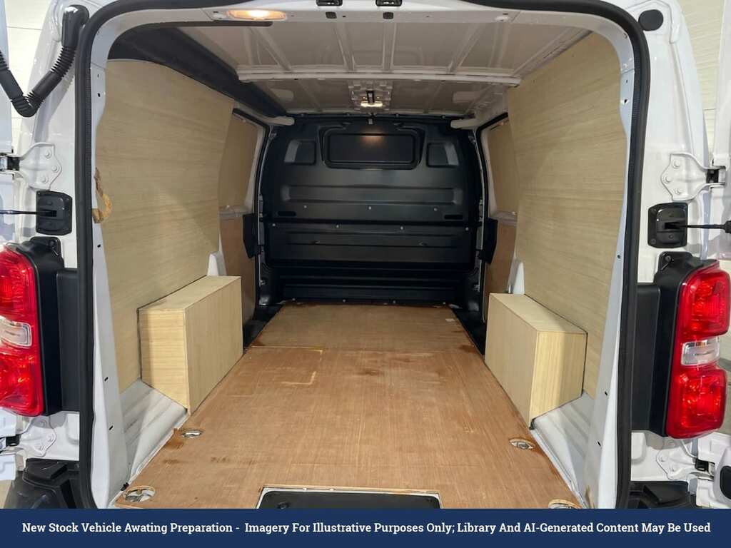Vauxhall Vivaro 1.5 Turbo D 2900 Dynamic Panel Van 6Dr Manu YC72URH White #3