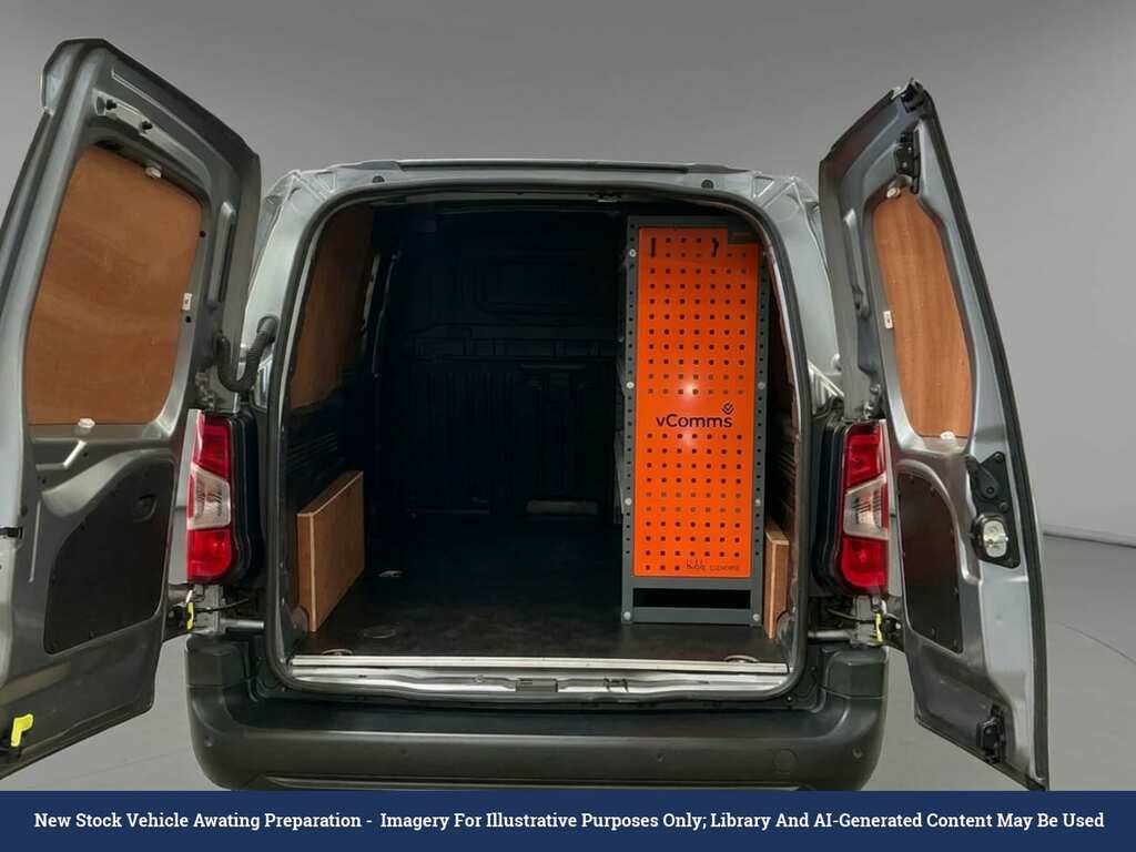 Vauxhall Combo 1.5 Turbo D 2300 Edition Panel Van Manu WV21VRK Grey #4