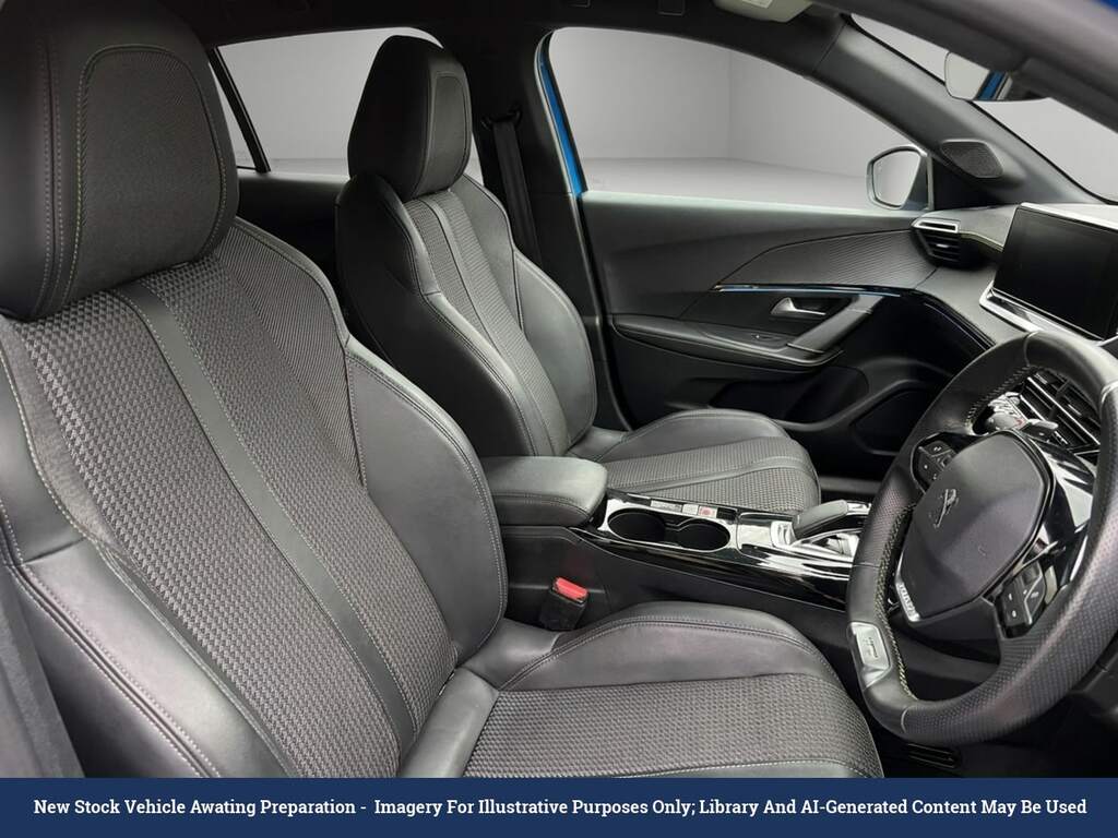 Peugeot e-2008 50Kwh Gt Suv 136 Ps Blue