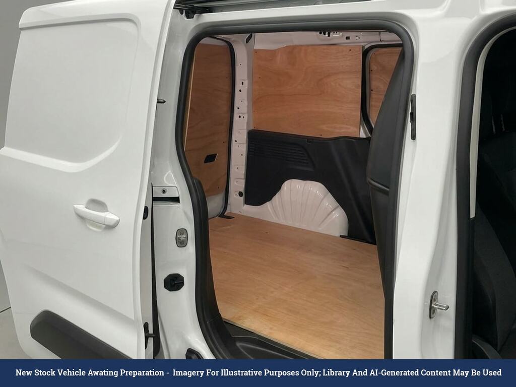 Toyota Proace City 1.5 Bluehdi Design Short Panel Van White #3