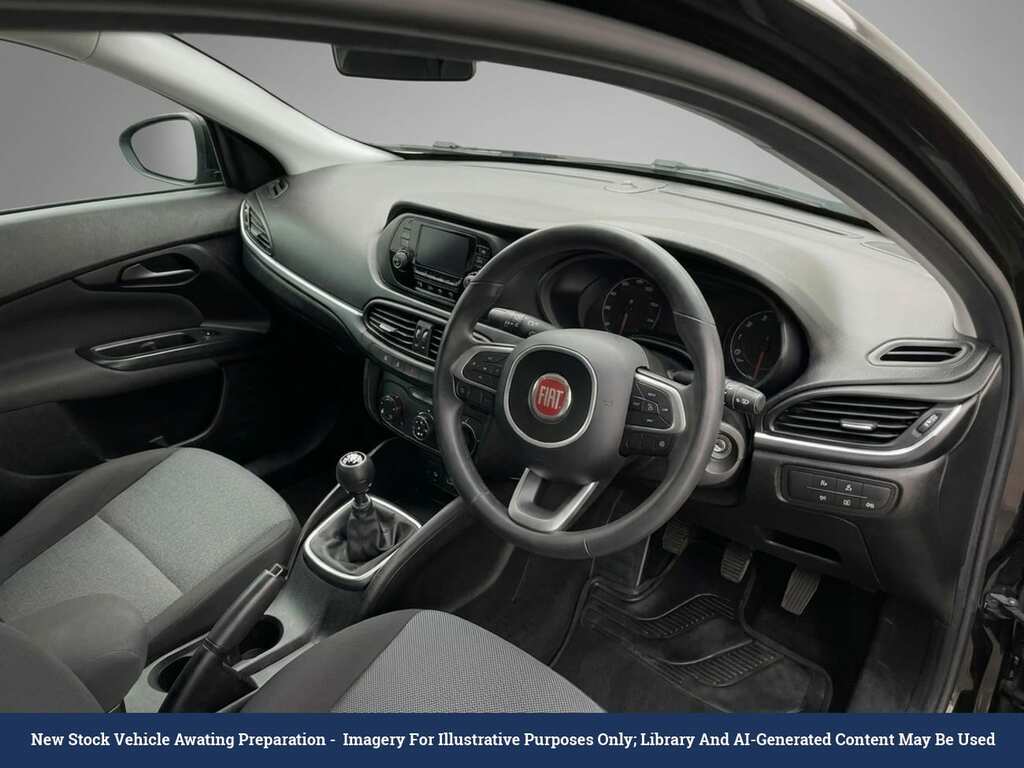 Fiat Tipo 1.4 Easy White #2