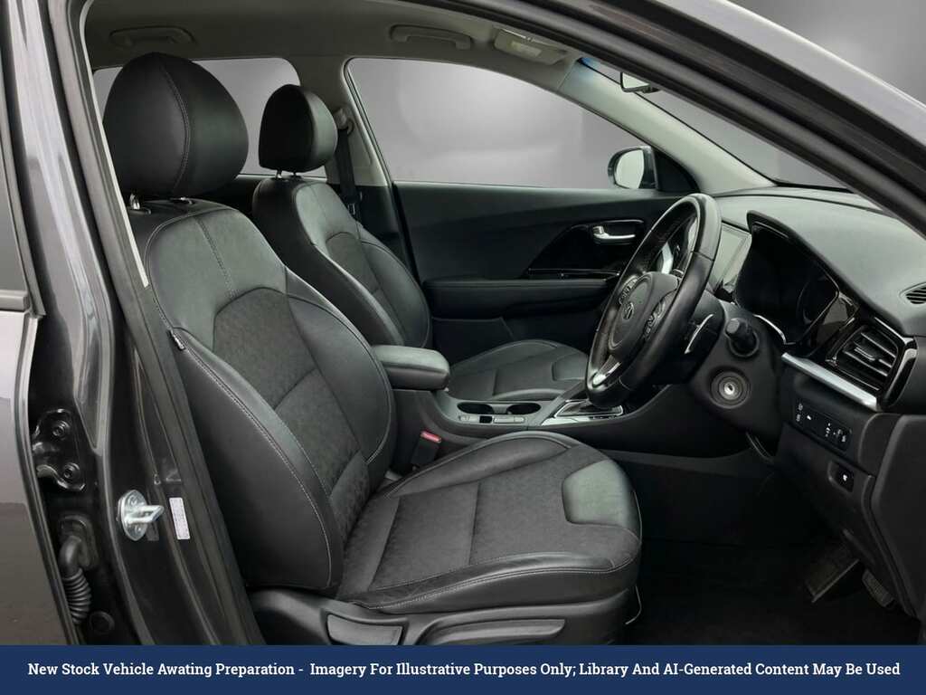Kia Niro 1.6 Gdi 2 Suv Hybrid Dct Euro 6 Ss MJ21ZGL Grey #3