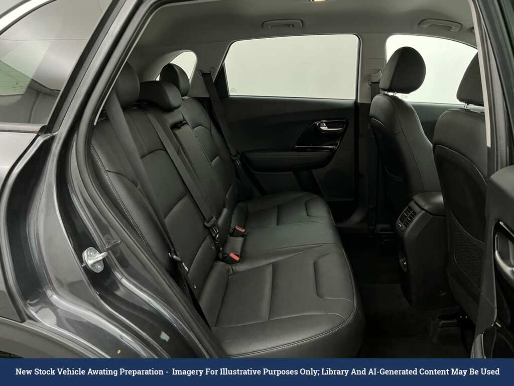 Kia Niro 1.6 Gdi 2 Suv Hybrid Dct Euro 6 Ss MJ21ZGL Grey #4