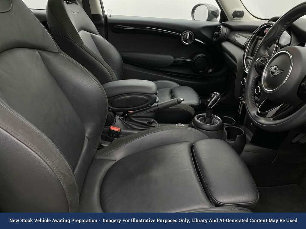 Mini Convertible 2.0 Cooper S Sport Convertible Steptron Yellow