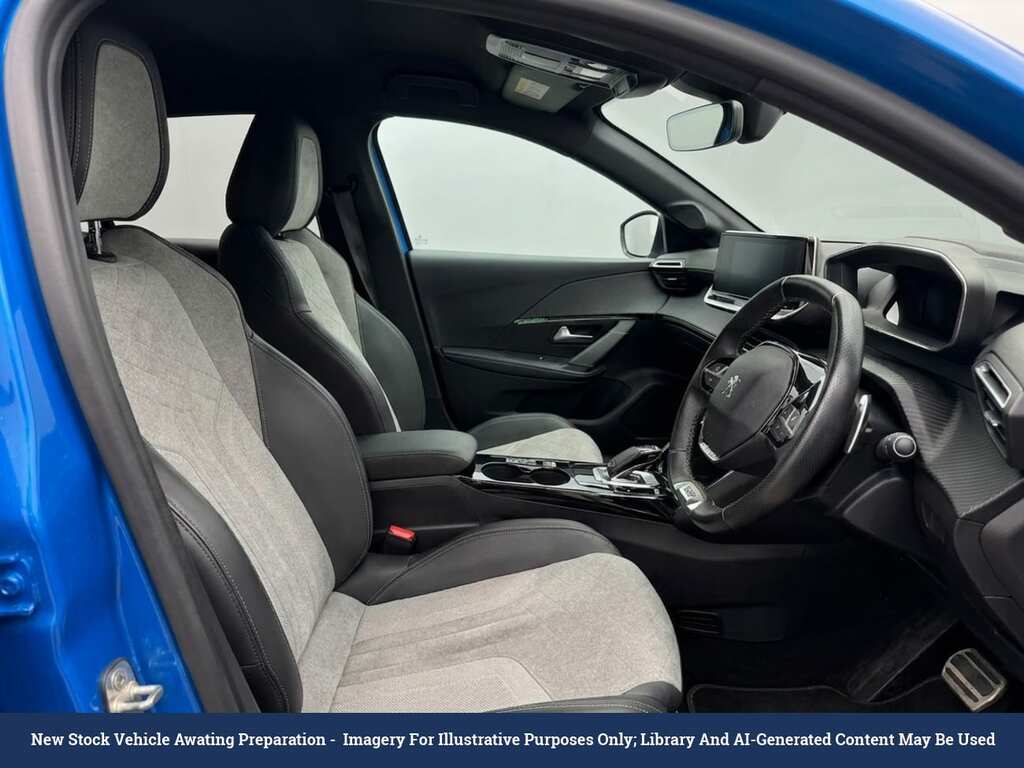 Peugeot e-208 50Kwh Gt Hatchback 136 Ps Blue #3