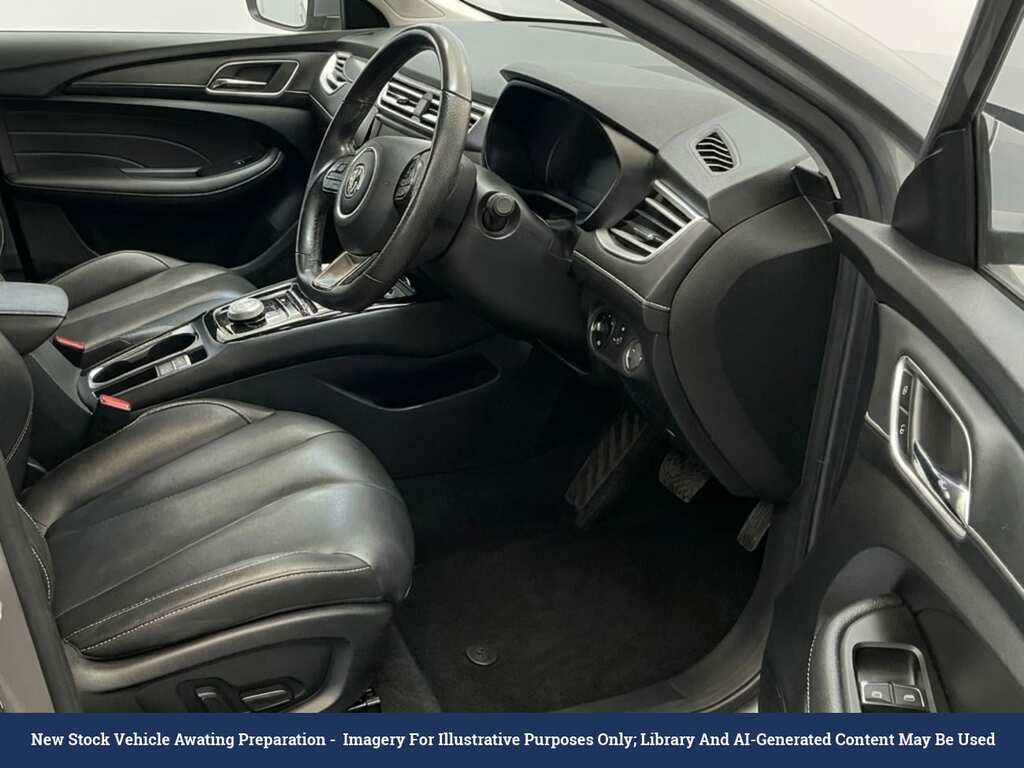 MG MG5 61.1Kwh Exclusive Long Range Estate A Silver #2
