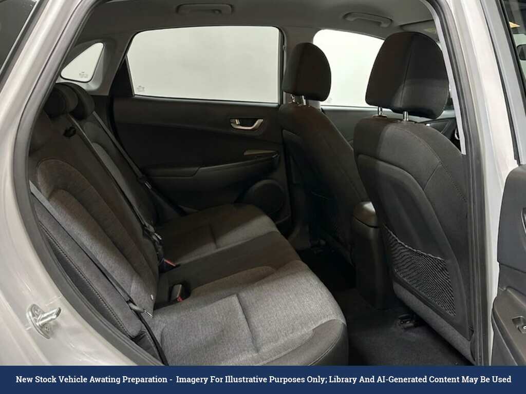 Hyundai Kona 64Kwh Premium Suv 10.5Kw Charge Grey #3