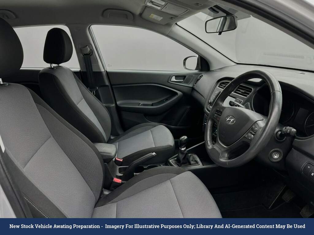 Hyundai I20 1.2 Se Launch Edition Hatchback Red #2