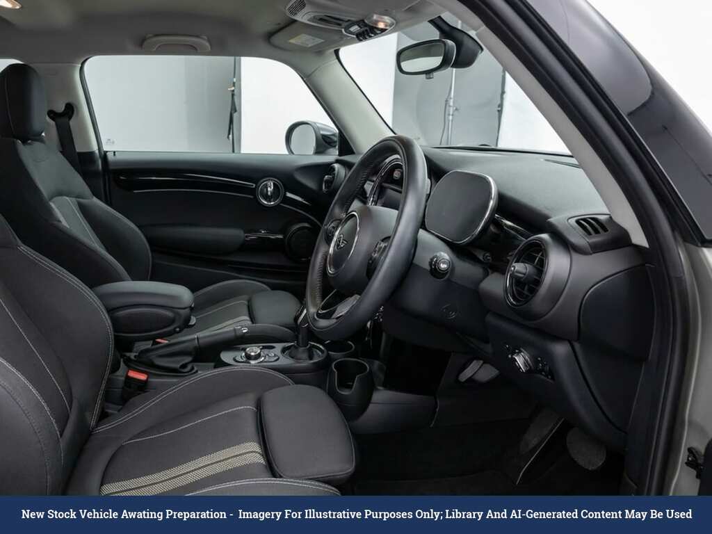 Mini Electric Cooper Se 32.6Kwh Level 1 Hatchback A Silver #3