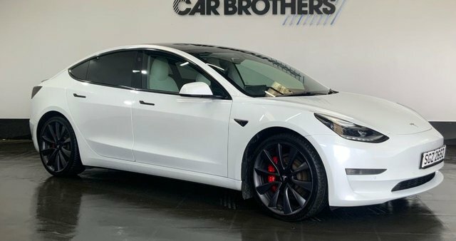 Tesla Model 3 Dual Motor Performance Saloon White