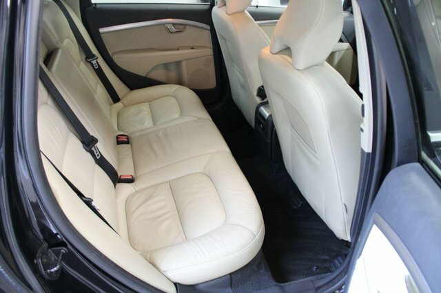 Volvo V70  Grey #42