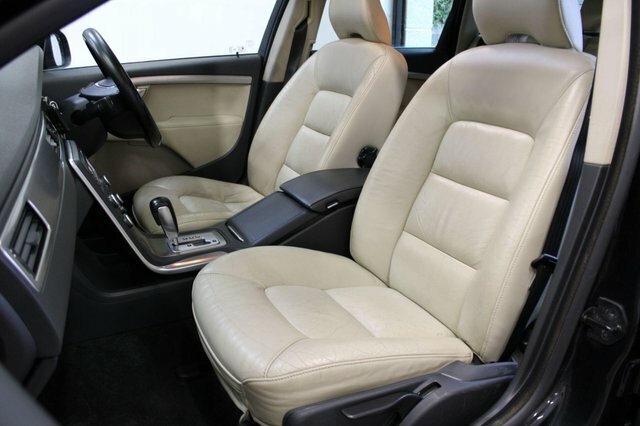 Volvo V70  Grey #36