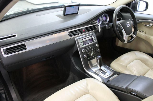 Volvo V70  Grey #31