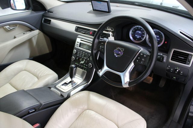 Volvo V70  Grey #46