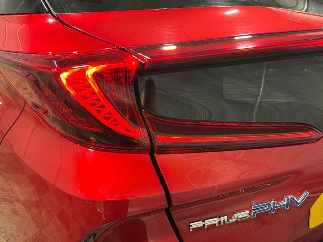 Toyota Prius Vvt 8.8Kwh Excel Hatchback CN67HTJ Red #6
