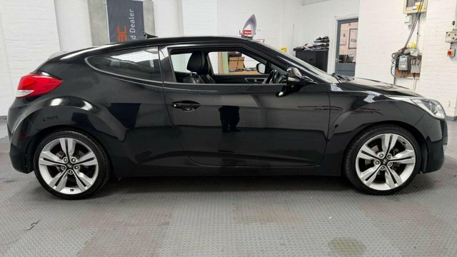 Hyundai Veloster 1.6 Gdi Sport Hatchback Euro 5 Black #6