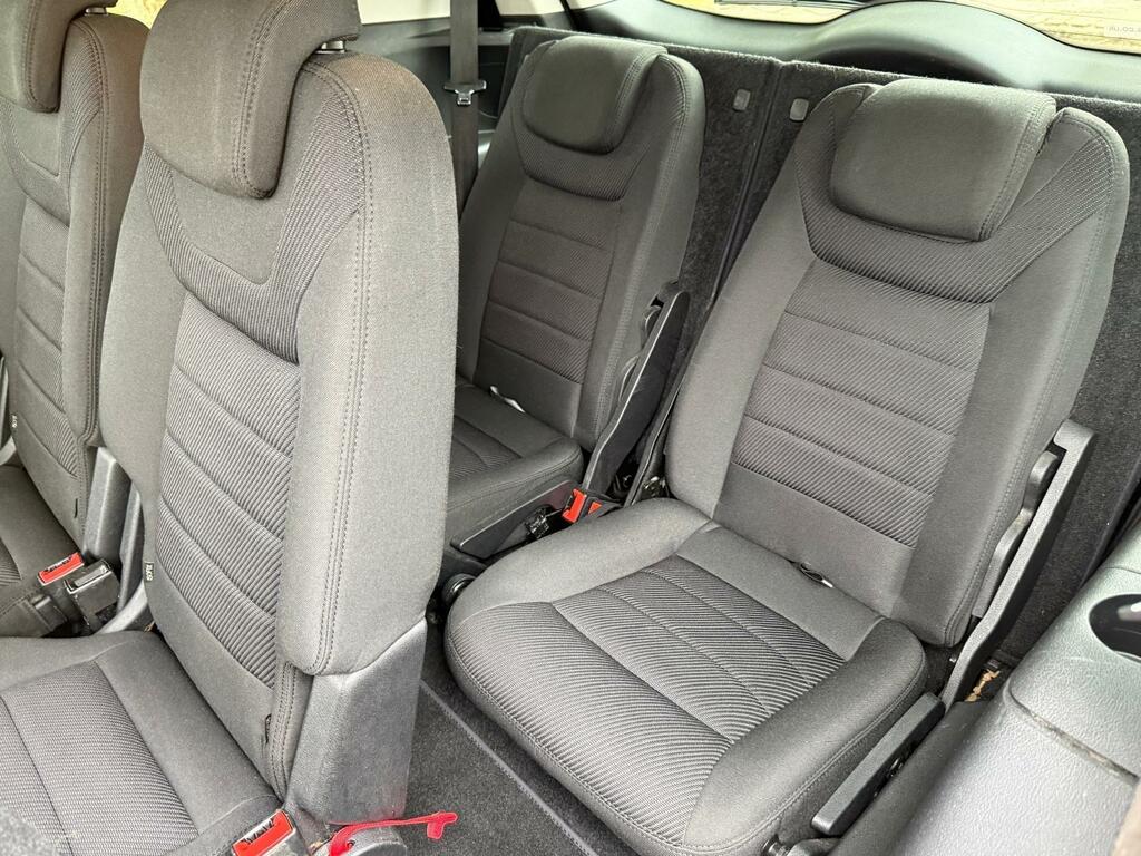 Ford S-Max Mpv White #23