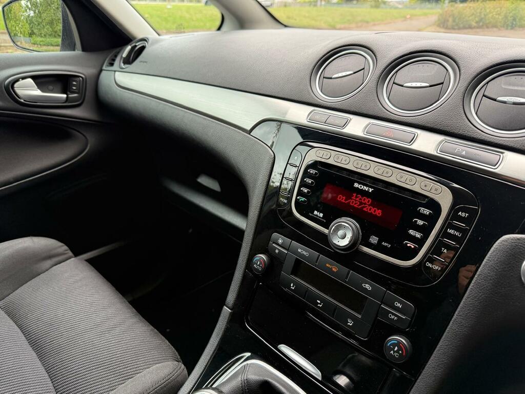Ford S-Max Mpv White #40