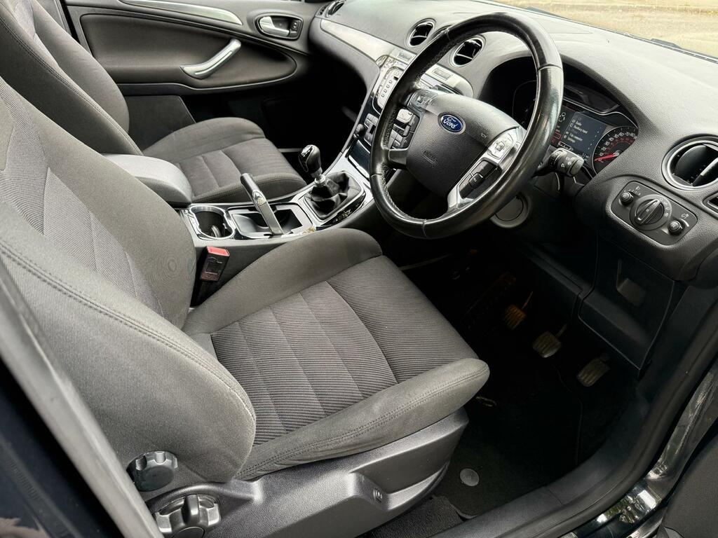 Ford S-Max Mpv White #18