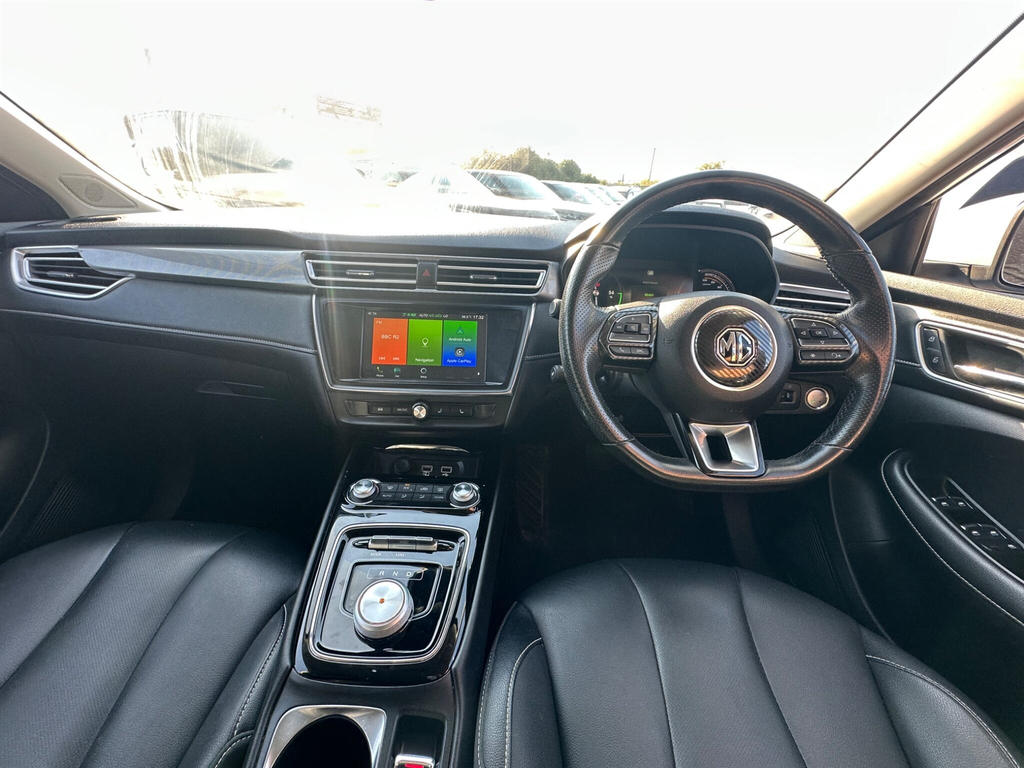 MG MG5 52.5Kwh Exclusive HN70KKG White #5